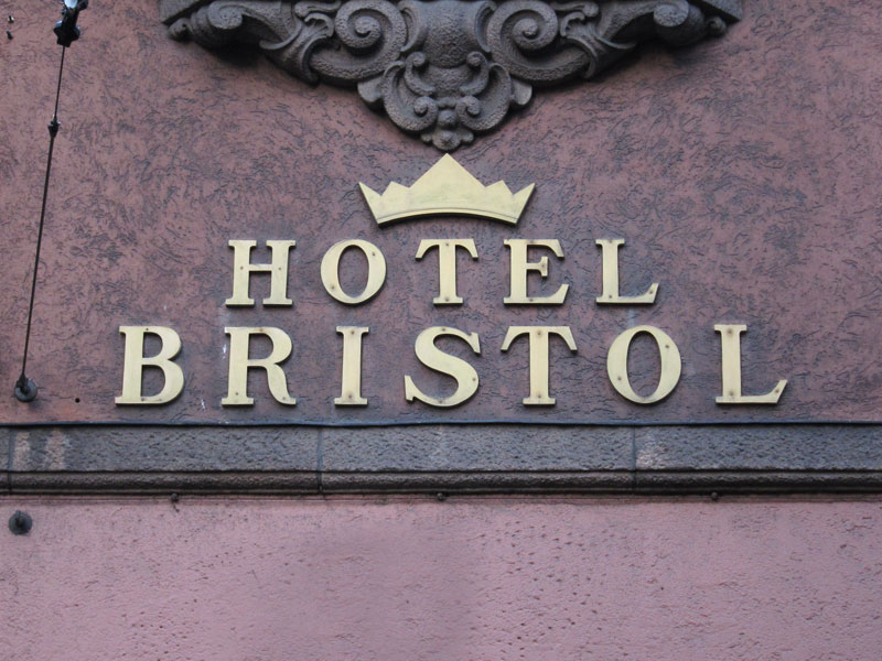 Hotel Bristol